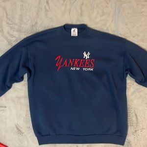Logo Athletic New York Yankees Crewneck 2XL, Very comfy, Barely Worn, Dark Blue